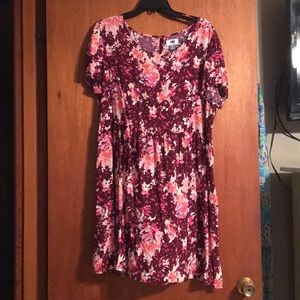 **SOLD** Old Navy short sleeved dress